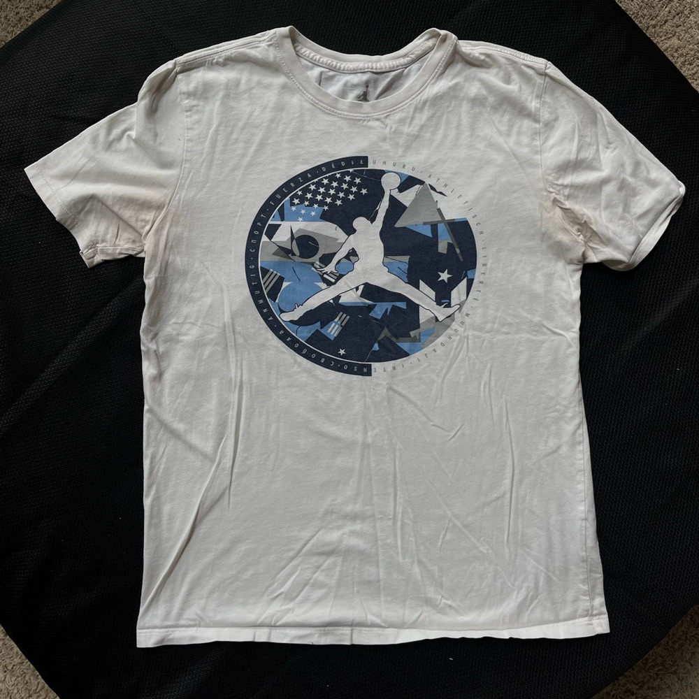 Nike Jordan White Graphic T-Shirt